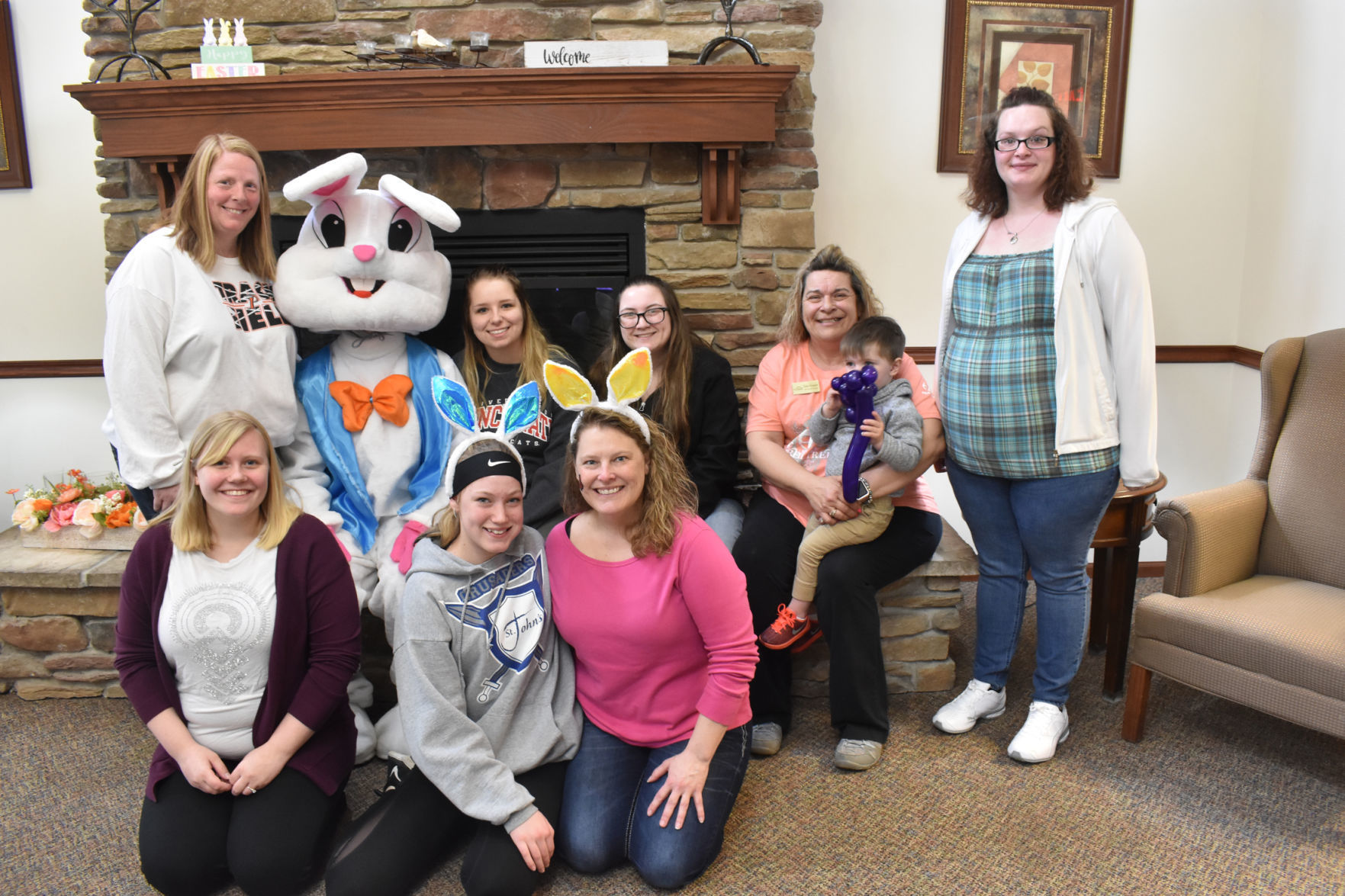 Group picture after egg hunt